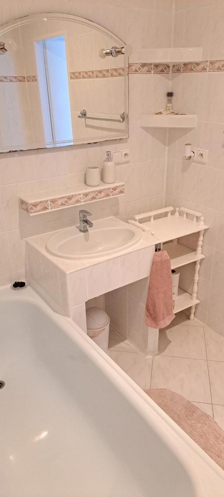 Útulný apartmán blízko centra Michalovce Exteriér fotografie